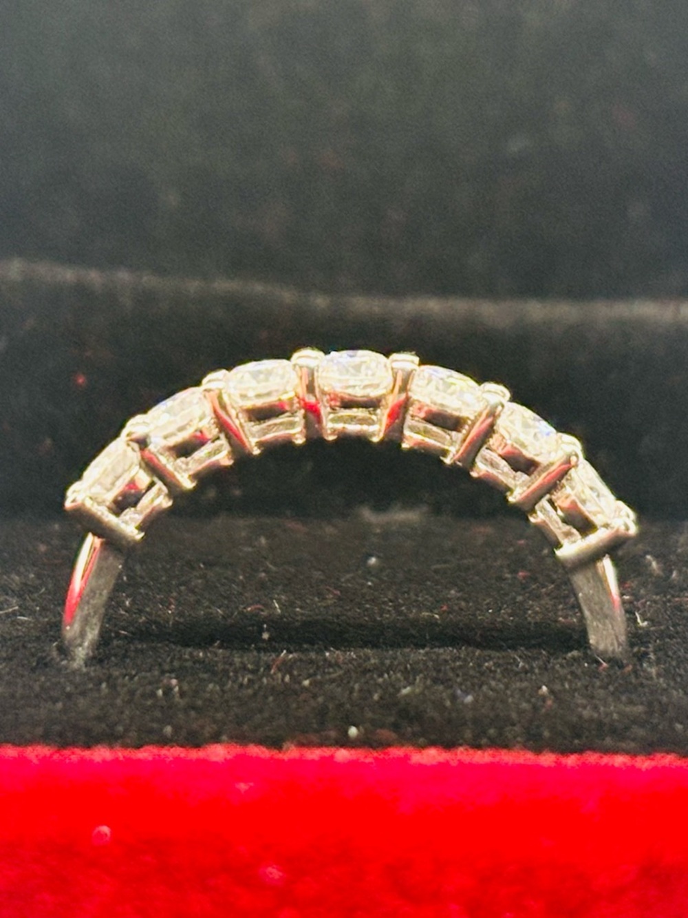 0.7ct MOISSANITE Ring size 7 - Picture 2 of 3